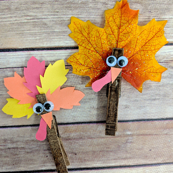 Turkeys made with leaves, pegs and paper