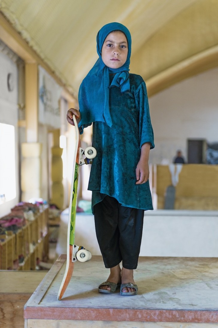 Questi ritratti di ragazze afgane in skateboard vi mostrano il lato più emozionante dello sport - 6