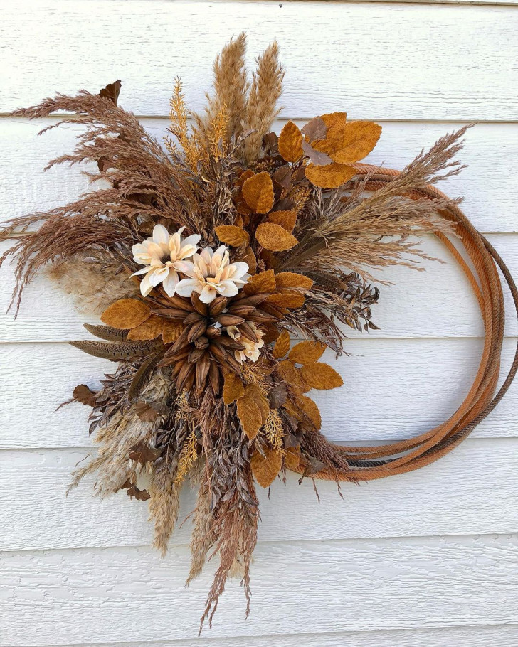 Wreath made with all-natural foliage secured to rope