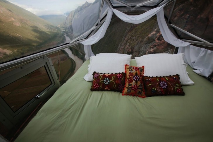 Dormire sospesi su una valle in Perù: ecco un hotel inaccessibile ai deboli di cuore - 4