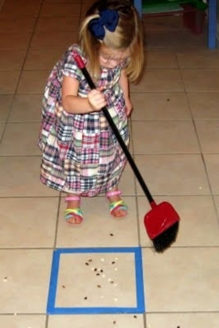 Come farvi aiutare dai vostri piccoli nelle faccende domestiche? Basta trasformare anche le semplici operazioni di pulizia in un gioco divertente!