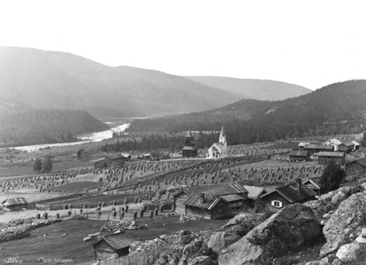 8. Torpo, comune di Al, Buskerud, nel 1890 e nel 2004
