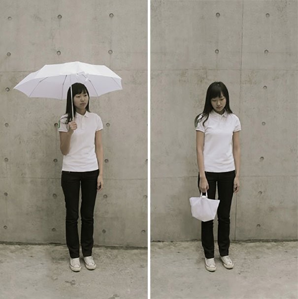 Si le temps est incertain, ce parapluie peut devenir un sac à main quand il ne pleut pas