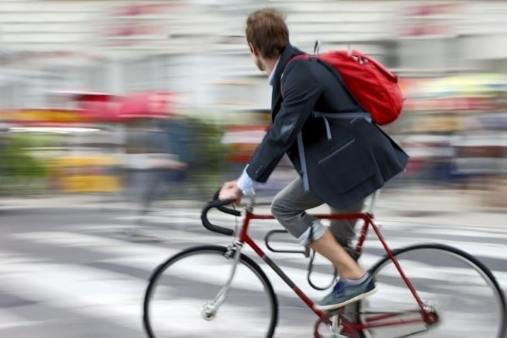 Tutti i benefici dell'andare in bici: anche i commercianti avranno il loro tornaconto!