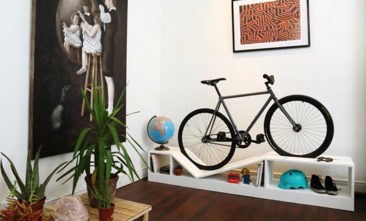 Der Designer Manuel Rössel sieht das Fahrrad im Haus wie einen integrierten Teil des Mobiliars. Hier sind seine Kreationen, die dem Fahrrad eine dekorative Rolle einräumen.