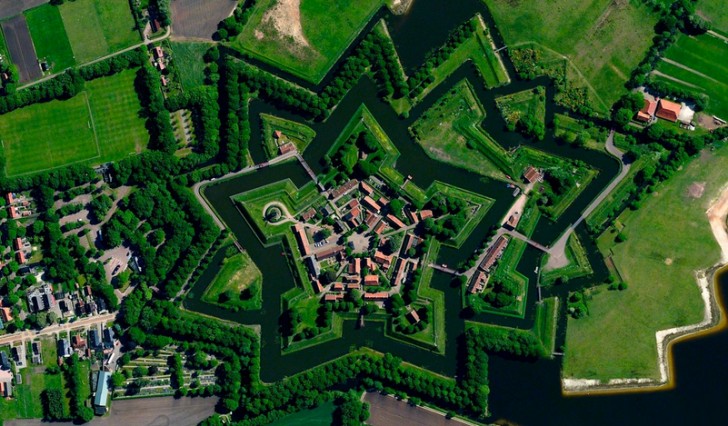 13. Immagine satellitare del villaggio Bourtange
