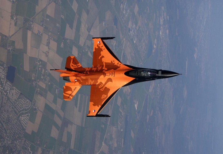 18. L'impressionante caccia F-16 olandese