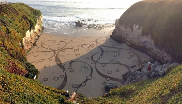 Un ragazzo lascia il suo lavoro per creare incredibili opere d'arte sulla sabbia - 10