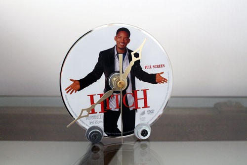 Vanwege hun ronde vorm lenen cd's zich uitstekend voor het maken van een klok.