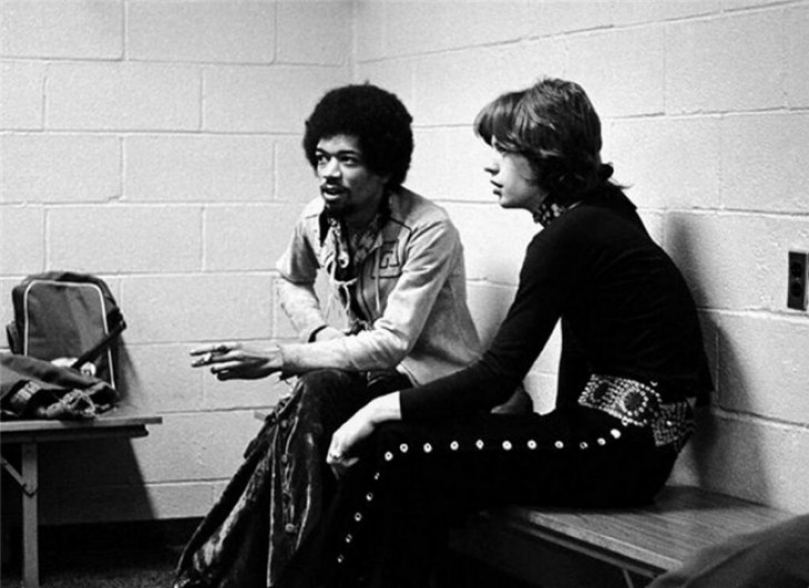 Jimi Hendrix samen met Mick Jagger - 1969
