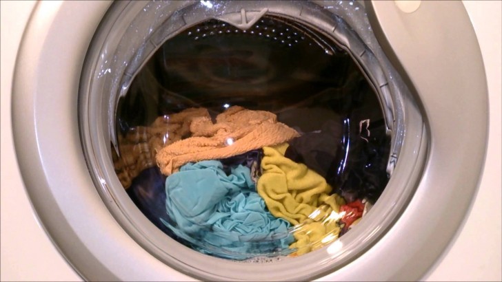 Ora la vostra lavatrice è pronta per continuare il suo lavoro, e offrirvi un bucato dalla pulizia impeccabile!