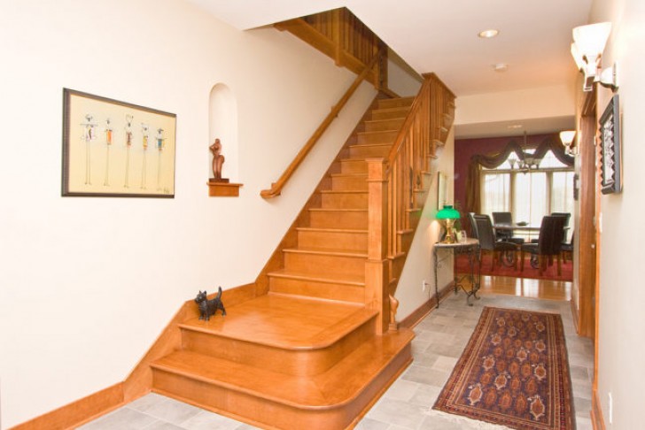 Se avete le scale in casa, considerate la possibilità di usare il sottoscala.