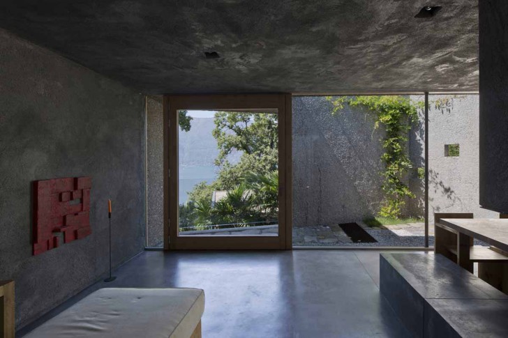Ce bloc de béton est en fait une maison ultramoderne née de la collaboration de trois architectes	 - 15