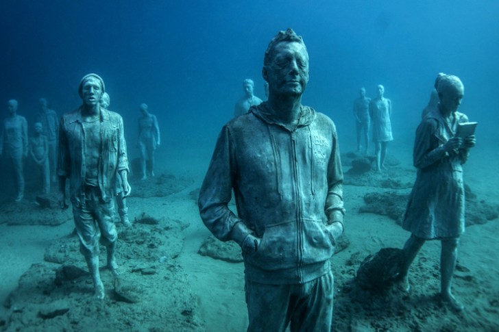 Statue umane sul fondo del mare: scoprite il primo museo subacqueo d'Europa - 1