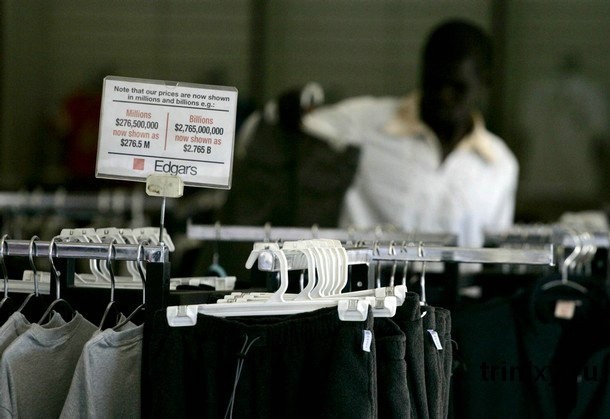 I beni più costosi, come l'abbigliamento, hanno raggiunto prezzi vertiginosi.