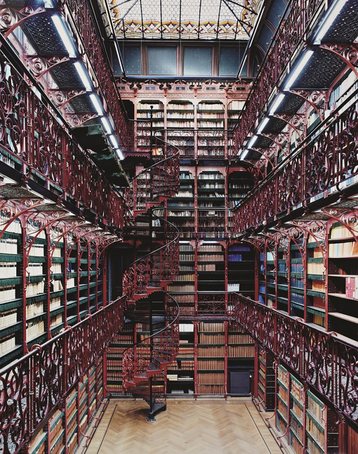 8. Oude Bibliotheek van de Kamer van volksvertegenwoordigers van Nederland, Den Haag, Nederland
