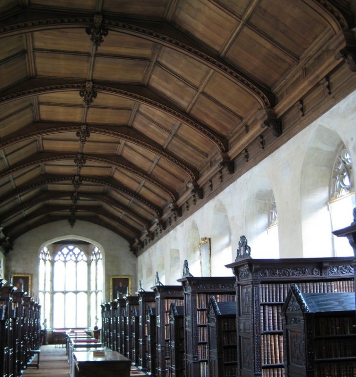 #21. Biblioteca del Collegio di S. John, Cambridge, Regno Unito