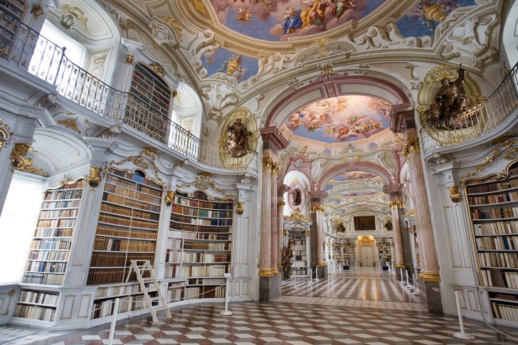 #4. Biblioteca di Admont, in Austria