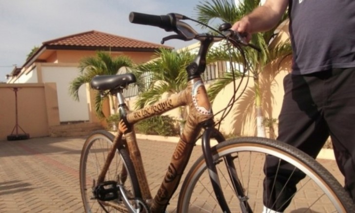 Il bambù e tutti i materiali utilizzati per assemblare le biciclette sono al 100% sostenibili.