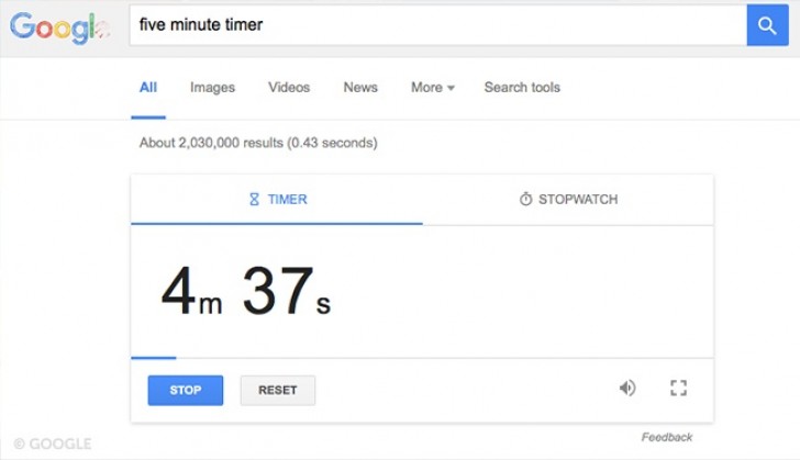Timer: se avete qualcosa da sbrigare mentre lavorate al pc, impostate il timer di Google. Scaduto il tempo suonerà una sveglia.