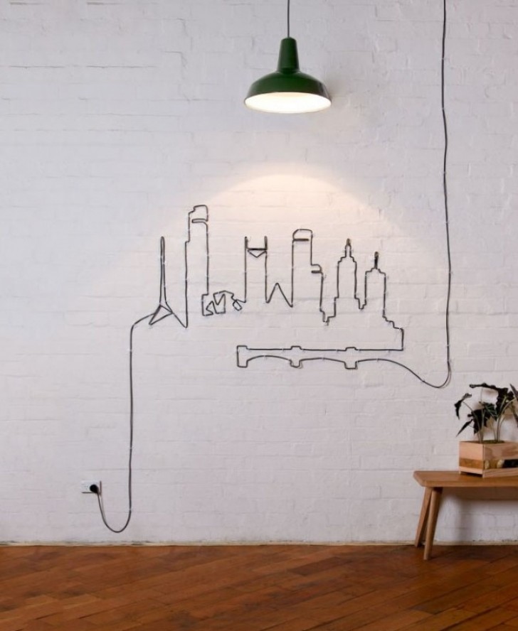 Un panorama creato con il filo elettrico di una lampada