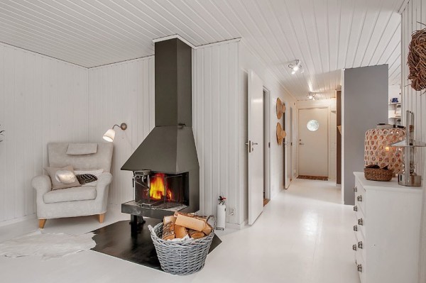 Une maison de 1975 nichée dans les bois suédois : un joyau de nature et de design - 5