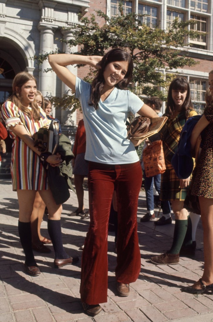 Transgresser ... avec style: voici comment s'habillaient les étudiants pendant la révolution de la jeunesse - 12