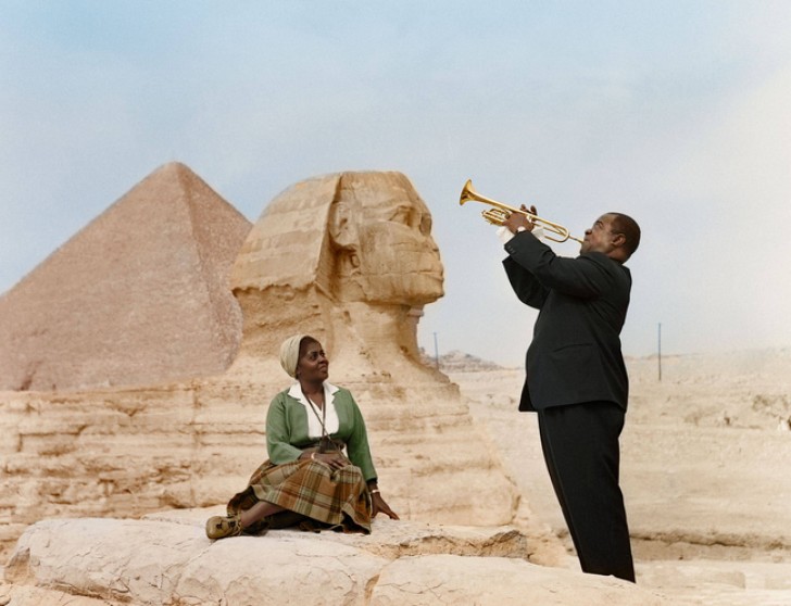 Louis Armstrong jouer pour son épouse Lucille au Caire, en 1961.
