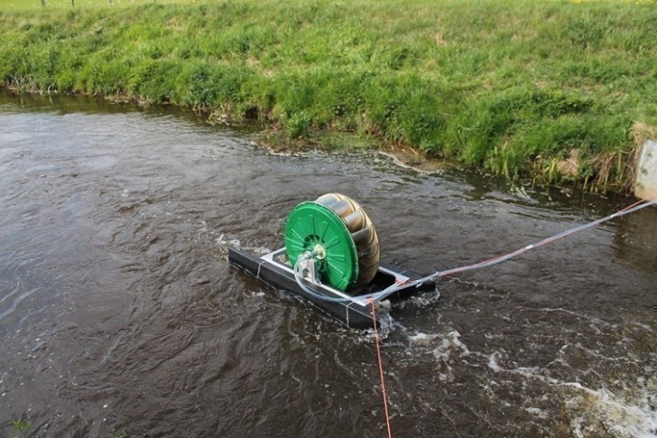 Die wichtigste Eigenschaft dieser Anlage ist, dass sie keinen Brennstoff oder Strom benötigt. Dabei wird viel Geld und Energie gespart.