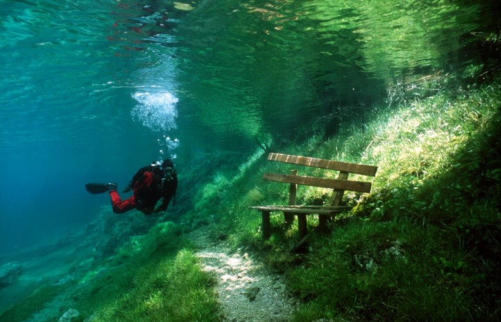 Parco australiano che d'estate si riempie d'acqua trasformandosi in un lago