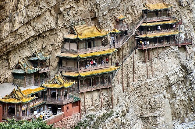 De tempel die op de klif ligt: Xuankong ( China)