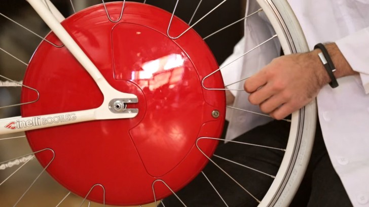Facile l'installazione, anche in modalità fai da te: ogni tipo di bicicletta è compatibile con la ruota intelligente.