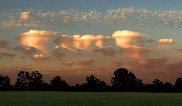 13. Des nuages ​​comme des peintures .