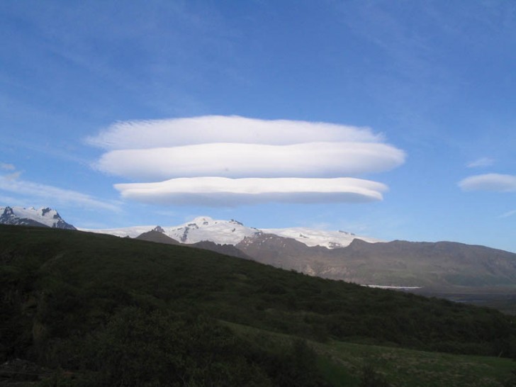 6. Wolken boven de Skaftafell-gletsjer - IJsland.