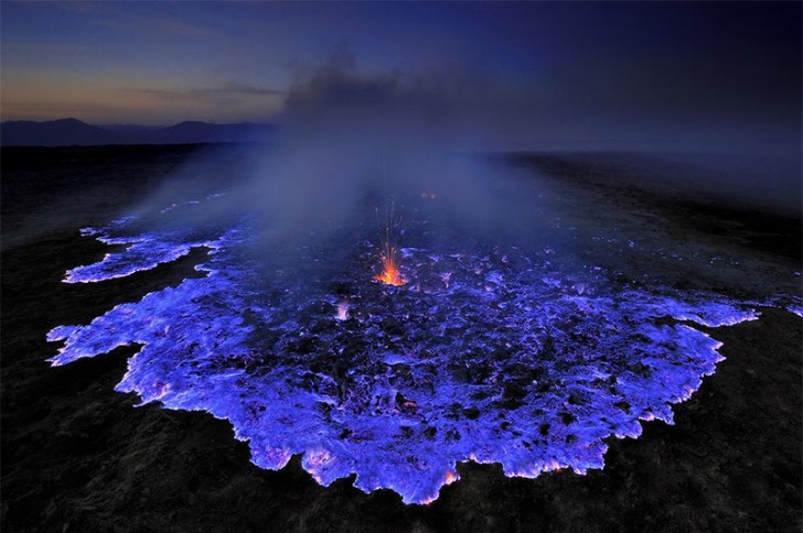 Lave bleue (Indonésie)