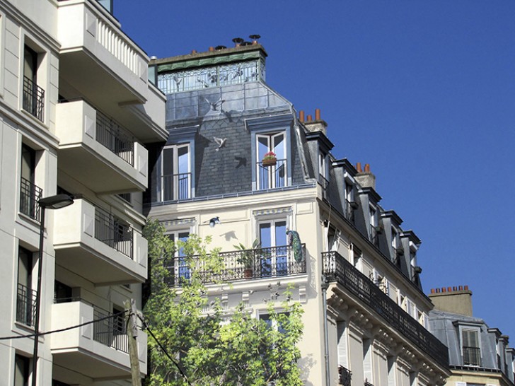 Cet artiste parvient à donner une nouvelle vie aux façades anonymes de bâtiment avec des fresques monumentales - 25