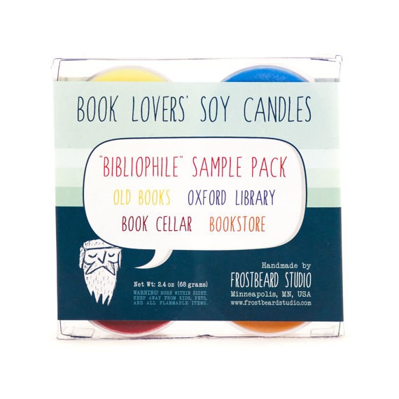 16. Perfezionate l'atmosfera con queste candele all'odore di 'vecchi libri' e 'biblioteca di Oxford'!