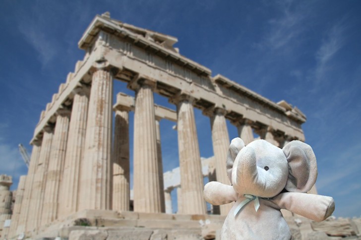 Un viaggio nella storia, con una visita al Partenone, in Grecia.