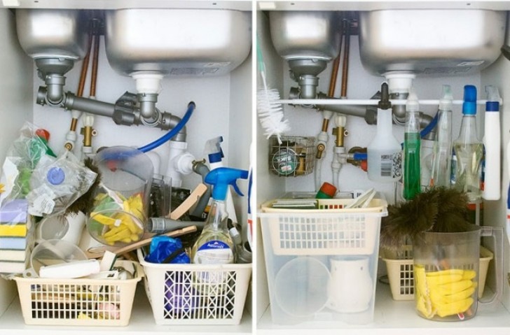 16. Tieni in ordine lo spazio sotto il lavandino utilizzando una sbarra per appendere i prodotti spray e delle scatole per gli altri strumenti.