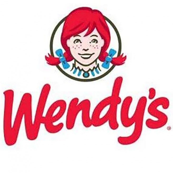 7. Le logo de Wendy's, une chaîne de restauration rapide américaine, est représenté par le visage d'une jeune fille, une image avec laquelle le fondateur de la société a voulu transmettre un sens de la famille.