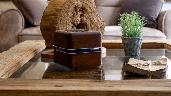 With this compact and portable device, you can cool an entire room for four hours. It comes with a rechargeable battery that is fully recharged in seven hours via a USB 
port.