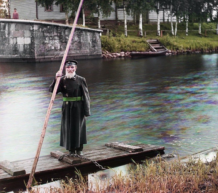 4. Pinkus Karlinskij, sluiswachter van het Wolga-Baltische kanaal - 1909.