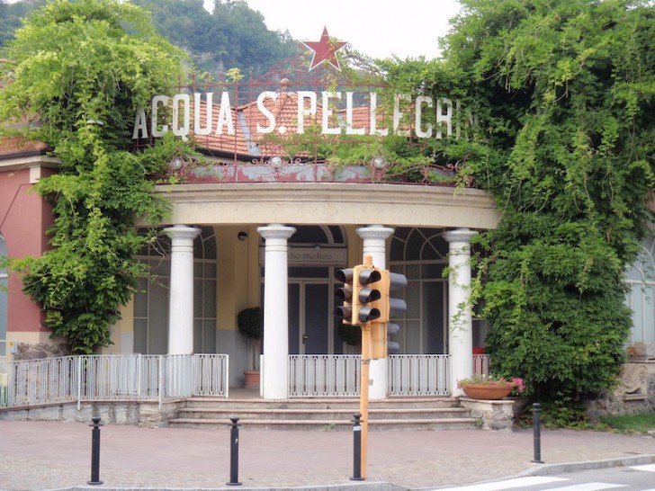 La famiglia benestante Palazzo costruì la prima spa in San Pellegrino per trarre vantaggio dalla fonte.