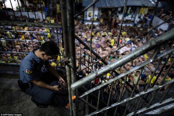 Neem Een Kijkje In De Hel Quezon, De Meest Uitpuilende Gevangenis Ter Wereld - 12