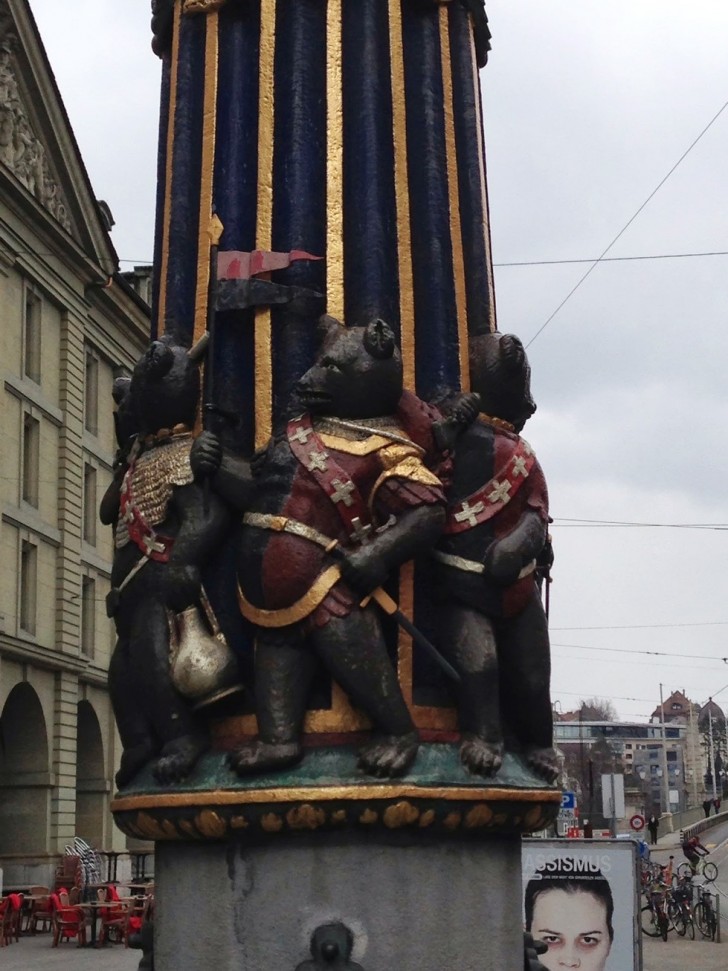 Selon la troisième théorie, l'ogre représente le frère aîné du duc de Berchtold, fondateur de la ville