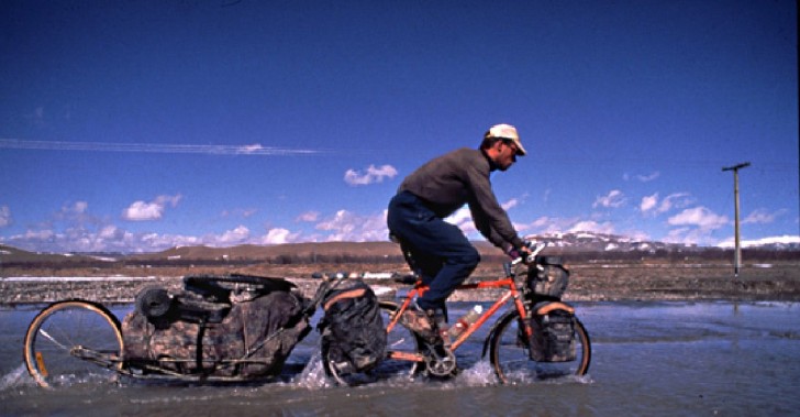 Goran percorse quasi 13mila km prima di giungere nell'aprile del 1996 al Campo Base del Monte Everest.