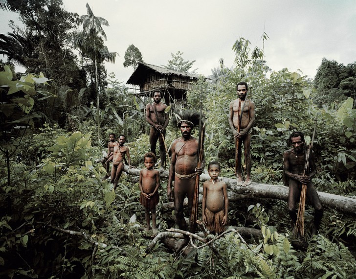 Tribu Korowai (Indonésie)
