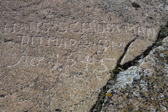 Queste scritte nella roccia sono una preziosa testimonianza per conoscere che cosa voleva dire viaggiare via mare nel Medioevo!