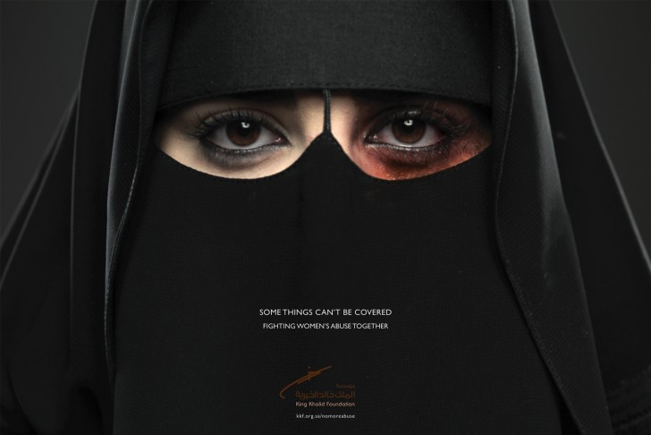 9. "Non si può nascondere tutto". La prima pubblicità contro la violenza sulle donne nel mondo arabo.