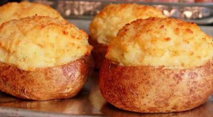 Dubbelgebakken gevulde aardappelen: je hebt slechts één ingrediënt nodig voor dit fantastische recept!